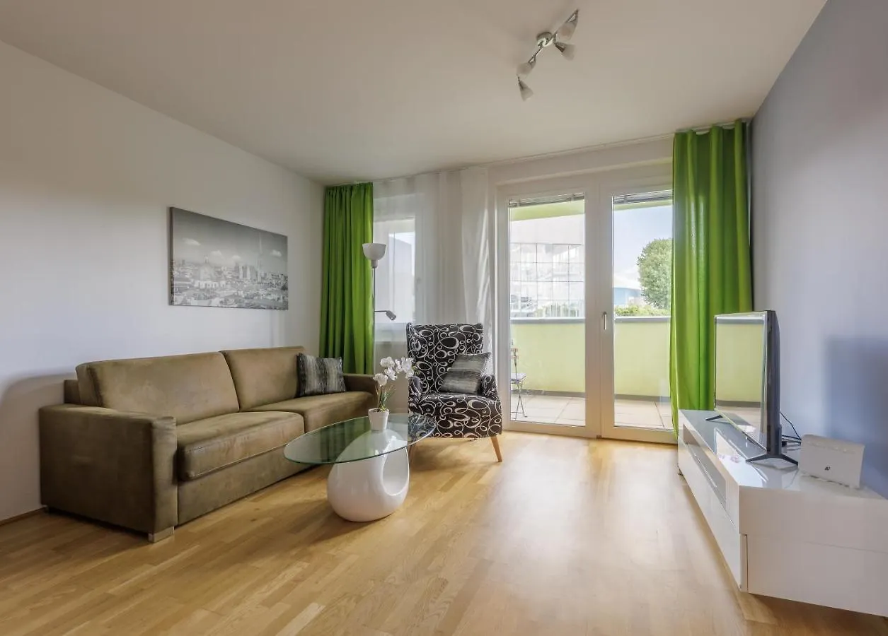 Vienna City And Spa - Modern Apartments Next To Therme Wien & 15 Minutes To The City Center 0*,  Autriche